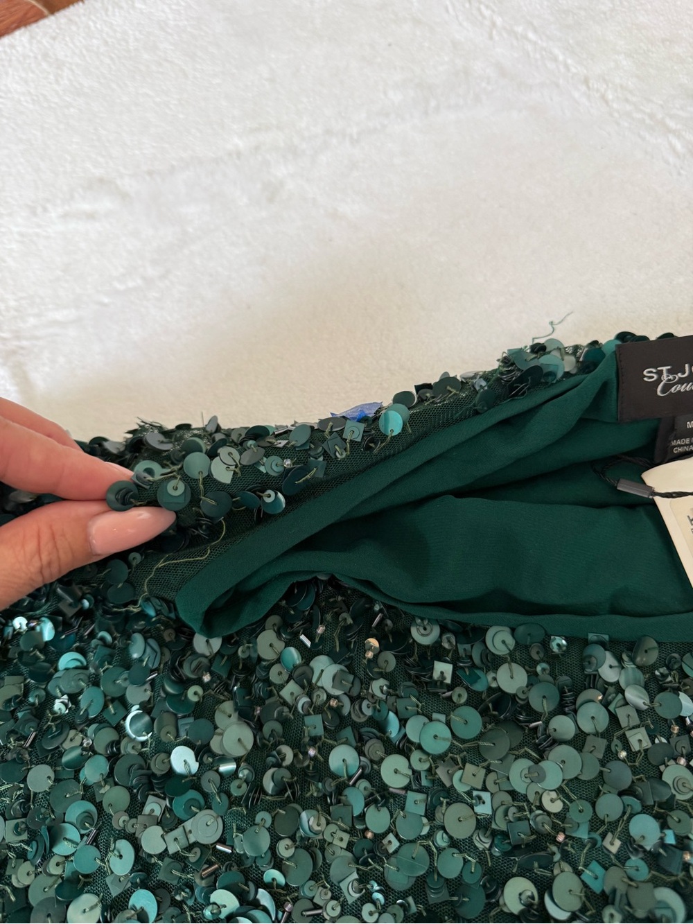 READ- Damaged St John Couture Heavy Dark Green Sequin Top Women's Material - Picture 8 of 9
